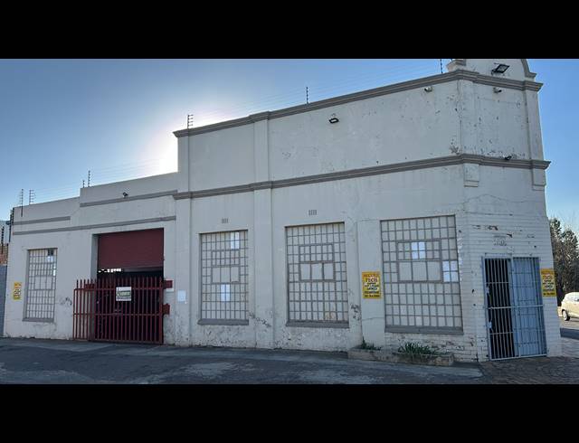 653M² BUILDING FOR SALE IN BRAKPAN CENTRAL